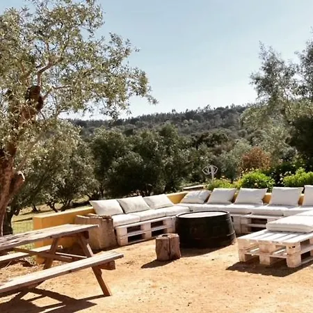 مزرعة للإقامة Casa Do Alfaro *