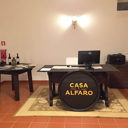 Casa Do Alfaro مزرعة للإقامة