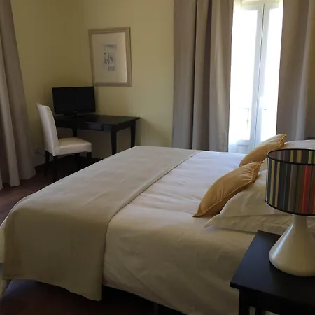 Casa Do Alfaro * ازامبوجا