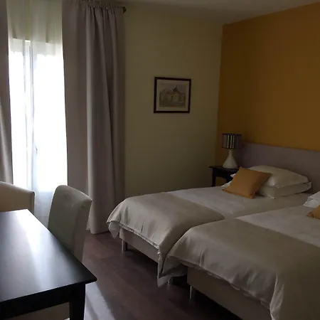 Casa Do Alfaro * Азамбужа