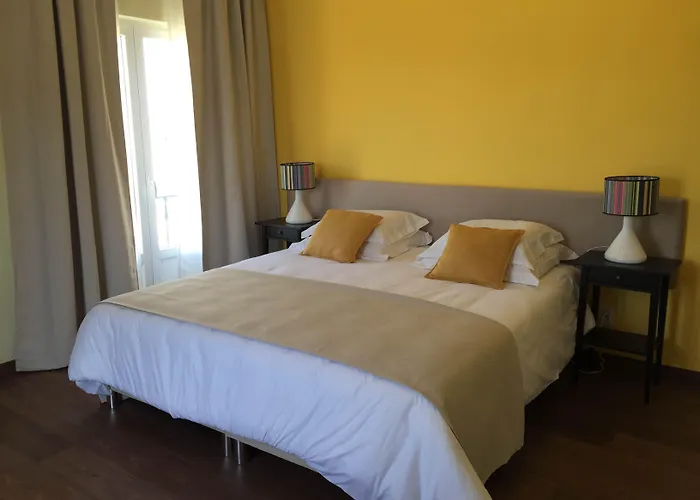 Casa Do Alfaro בית חווה אזמבוז'ה