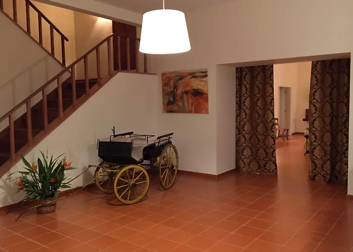 Casa Do Alfaro Farma *