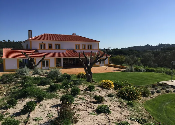 Casa Do Alfaro בית חווה אזמבוז'ה