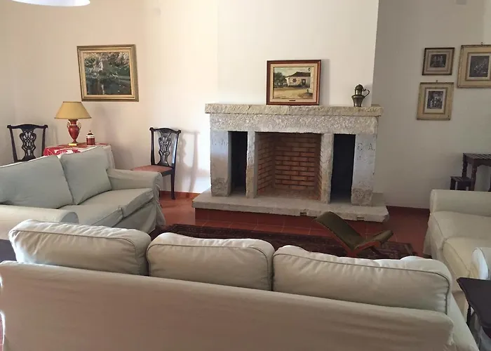 Casa Do Alfaro אזמבוז'ה