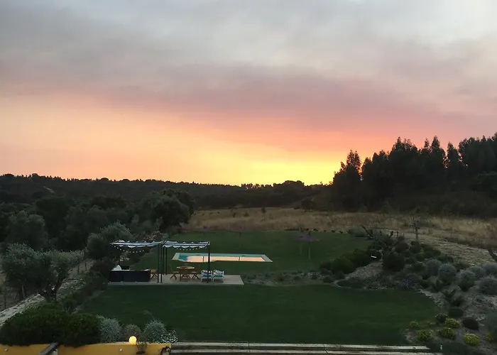 Casa Do Alfaro בית חווה אזמבוז'ה