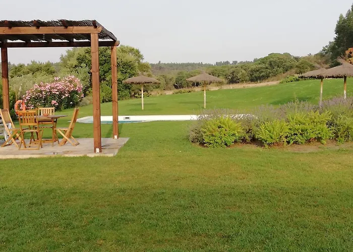 Casa Do Alfaro בית חווה אזמבוז'ה